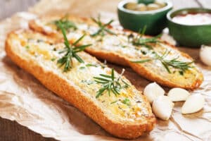 Roasted garlic bread