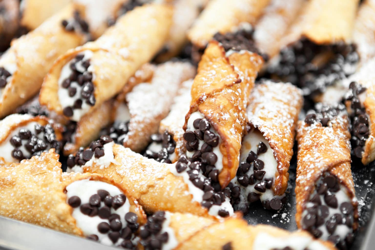 fresh-cannolis-tony-s-meats-market